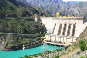 Кыргызстан пригласил министров энергетики соседних стран посетить Токтогульское водохранилище