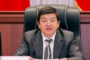 Акылбек Жапаров заявил, что в итоговых документах по проекту «Кумтор» в 2003 году нет его подписи