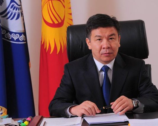 На депутата Алмамбета Шыкмаматова возбудили уголовное дело за коррупцию и подлог