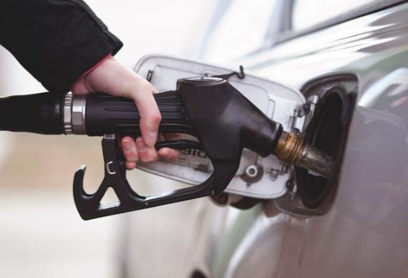 В июне цены на бензин в Кыргызстане могут повысится на 2,5-3 сома за литр