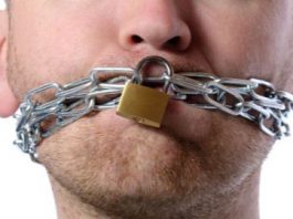 Шутки под запретом: еще одни спорные «поправки» приняли сенаторы Казахстана