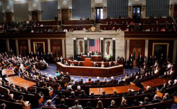 Сенат Конгресса США одобрил выделение дополнительной помощи Украине в размере $40 млрд