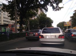 Очевидец K-News: Езда по встречной полосе по ул. Московской стала нормой