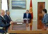 Алмазбек Атамбаев попросил собрать внеочередную сессию ЖК
