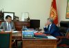 Президент Атамбаев принял министра здравоохранения Талантбека Батыралиева