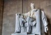 В США студента из Кыргызстана арестовали за осквернение памятника Линкольну в Вашингтоне