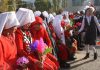 Атамбаев выделил 1 млн 650 тыс. сомов этническим кыргызам, прибывшим из Памира