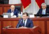 Factcheck.kg о нарушениях правил агитации спикером парламента Дастаном Джумабековым
