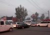 В Бишкеке добровольные регулировщики помогли устранить пробку