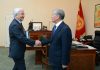 Президент Алмазбек Атамбаев принял председателя Нацбанка Кубанычбека Кулматова