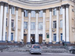 В Национальном госпитале пройдут бесплатные операции по удалению катаракты с участием врачей из Китая