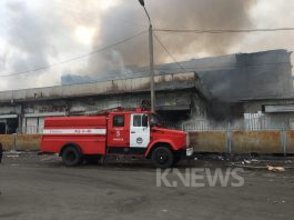 Пожар на Ошском рынке: что происходит в данный момент (фото, видео)