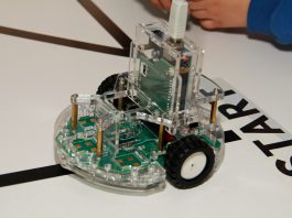 Инновационные курсы робототехники и кодологиии стартовали в Бишкеке
