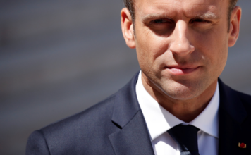 Президент Макрон, возможно, свергнут… В соцсетях стал вирусным созданный ИИ фейковый репортаж о захвате власти в Париже