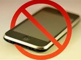 Смартфоны Samsung и Apple признали опасными для здоровья