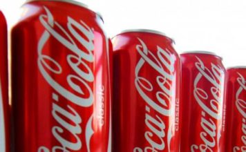 Трамп убедил Coca-Cola использовать тростниковый сахар вместо кукурузного сиропа