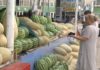 «Цены кусаются»: дыни и арбузы не по карману таджикистанцам