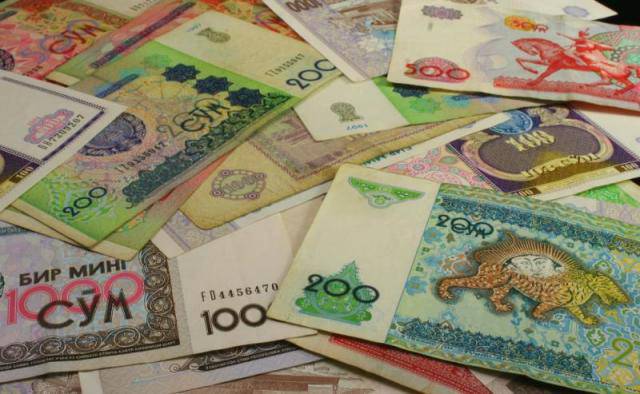 Глава Центробанка Узбекистана рассказал о причинах более быстрой девальвации сума в первом квартале