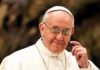 Папа Римский впервые провел воскресную проповедь по видеотрансляции