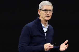 Bloomberg назвал потенциального преемника Тима Кука во главе Apple