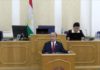 Таджикский парламент: «марионетки» или глас народа?