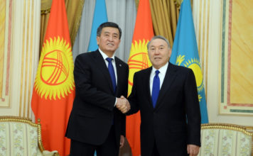 Нурсултан Назарбаев пожелал мира и процветания Кыргызстану в новом году