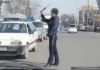 Уволен инспектор ГУОБДД КР. Он не знает жесты регулирования дорожного движения