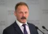 Схватил за горло и порвал рубашку: депутат от «Блока Петра Порошенко» напал на представителя команды Зеленского