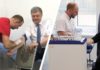Кандидаты в президенты Украины Зеленский и Порошенко сдали анализы перед дебатами