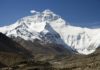 Смерть за деньги. Почему на Эвересте образовалась очередь, из-за которой гибнут альпинисты