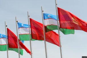 Кыргызстан и Узбекистан обсуждают введение своей шенгенской визы
