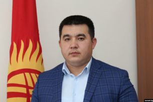Урматбек Самаев освобожден от должности мэра Токмока, на его место назначен Максат Нусувалиев