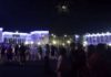 В Бишкеке на площади Ала-Тоо собрались сторонники Атамбаева. Милиция готова их разогнать