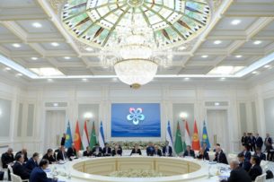 Сооронбай Жээнбеков: Кыргызстан выступает за равный учет интересов стран Центральной Азии в водно-энергетической сфере