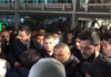 Хабиб с трудом пробился через толпу фанатов в Ташкенте