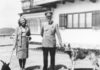 В Германии на аукцион выставили вещи Гитлера и Евы Браун