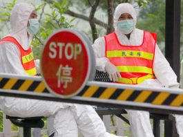 Число жертв коронавируса в Китае увеличилось до 1310