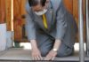 Глава южнокорейской христианской секты на коленях попросил прощения за распространение коронавируса