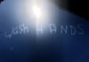 В небе над Сиднеем появилась надпись «Мойте руки»