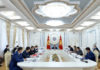 Совбез Кыргызстана предложил премьер-министру наказать отдельных министров за недостаточную работу по предупреждению проникновения коронавируса