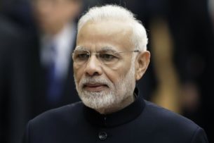 Индия объявила о полной изоляции