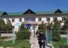 «Пусть никого не привозят — вирус распространят»: Жители казахстанского села разгромили изолятор для контактных с зараженными коронавирусом