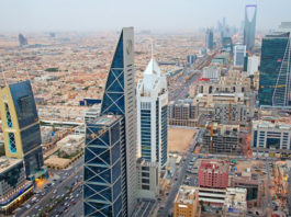 В Саудовской Аравии открылся алкогольный магазин для иностранцев