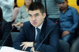 Задержан зампредседателя Госкомитета информационных технологий и связи М.Джылышбаев
