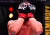 Боец UFC расплакался сразу после победы. За неделю до боя умер его брат, но он собрался и вышел в октагон