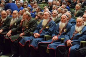 За звание «Почетный старейшина Туркменистана» нужно заплатить 4000 манатов