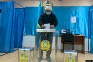 Внеочередные выборы президента Казахстана состоятся 20 ноября