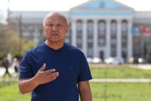 Мэрия Бишкека должна вернуть семь квартир Тюлееву
