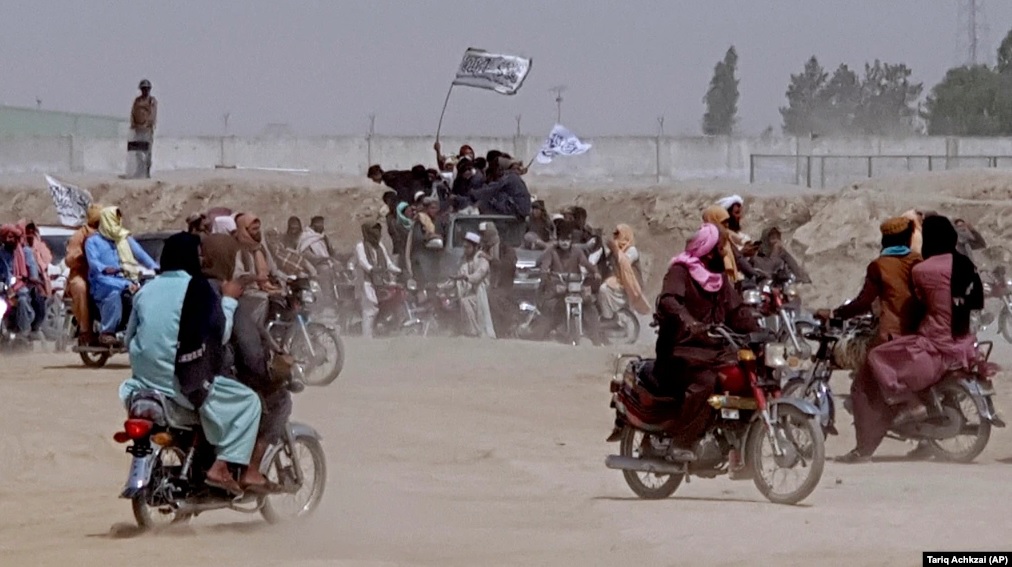 СМИ: Командир Талибана пообещал за неделю завоевать Таджикистан