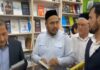 Группа богословов в Узбекистане устроила рейд по книжным магазинам. Признали чуждыми для узбеков произведения Леонардо Да Винчи, Рембрандта и Юваля Харари